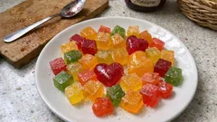 Bonbons gélifiés maison à l’agar-agar : 3 ingrédients et prêts en un rien de temps