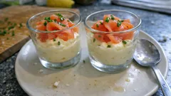 Verrines mascarpone et saumon fumé : l’apéritif chic prêt en quelques minutes