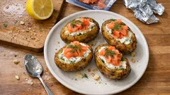 Pommes de terre farcies au saumon fumé et fromage frais : simple, frais, toujours réussi
