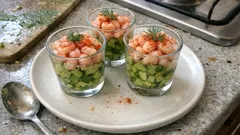 Verrines concombre-avocat-crevettes : une entrée ultra fraîche sans cuisson, prête à l’avance